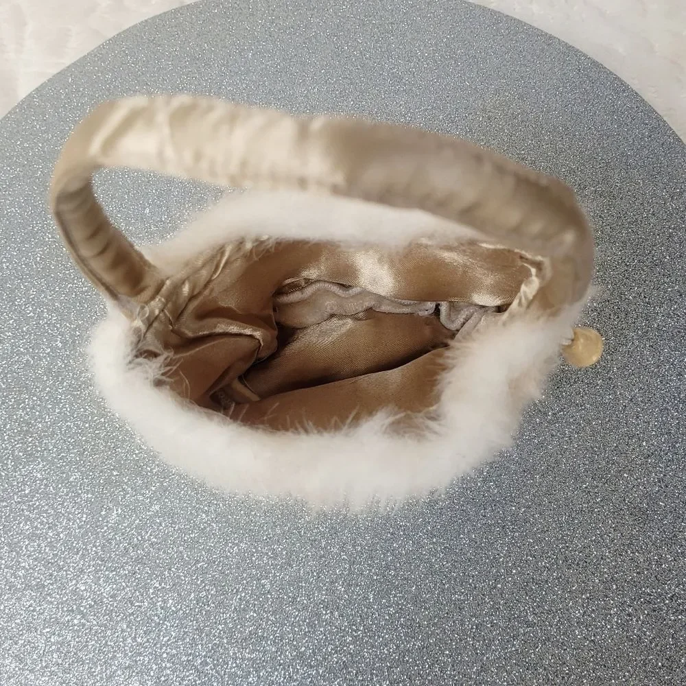 White Faux Fur Purse Drawstring Top Small Bag Satin Lined Rigid Handle Holiday